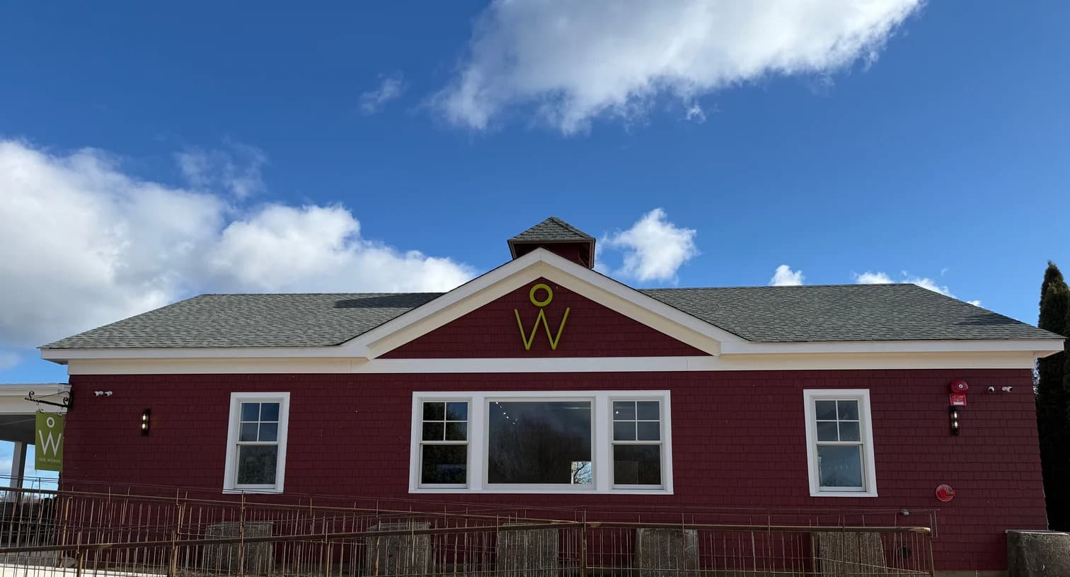 Red tasting barn at One Woman Wines in Southold